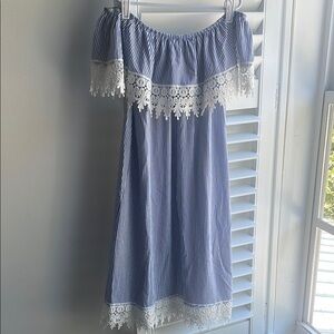 Elegant Blue and White Strapless Dress